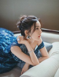 ​杨幂用的护肤品是什么牌子的(杨幂护肤品是什么牌子)