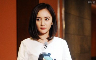 ​杨幂1分11秒视频被疯狂转发 女主角到底是谁