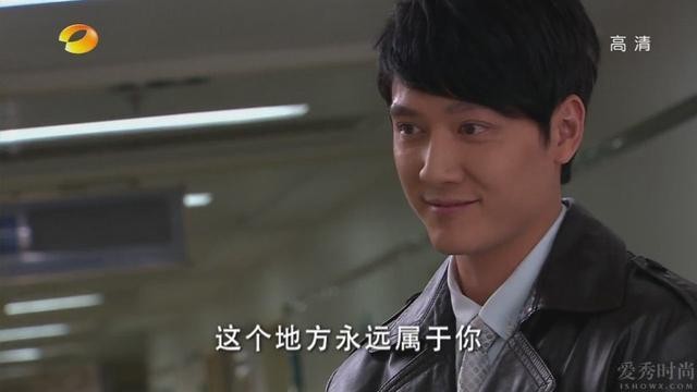 演员冯绍峰的家庭背景（冯绍峰的个人资料介绍）