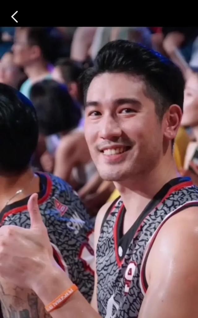 高以翔最后一部剧，高以翔在录制节目时因晕倒并紧急送医，最后抢救无效去世。你最喜欢高以翔的哪部作品？图13