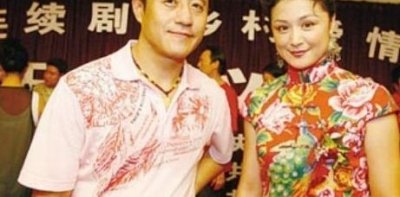 ​乡村爱情：王长贵的妻子是“女儿”的闺蜜，网友：嫁了一个爹？