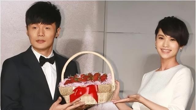 李荣浩公开恋情了（李荣浩杨丞琳现状如何 ）