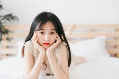 ​和女生聊天怎么撩她，你还不会跟女生聊天