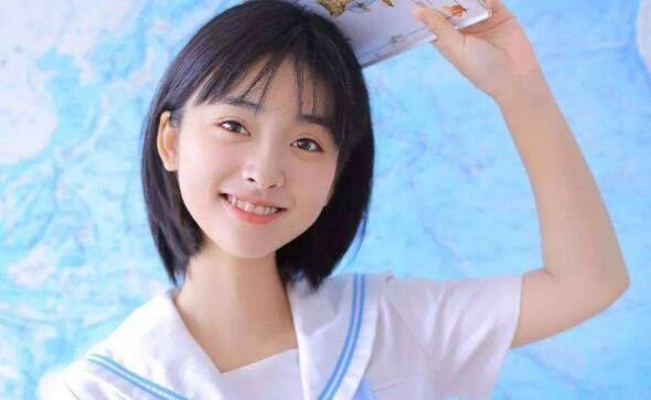 沈月是谁旗下的艺人