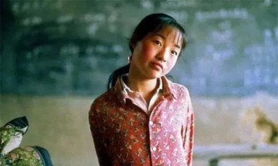 ​被张艺谋劝退后一夜爆火的“谋女郎”决定退圈，近况令人意外