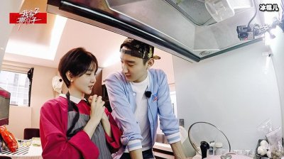 ​陈小纭的前男友是谁呢？因为这件事她和于小彤的关系怎么样？