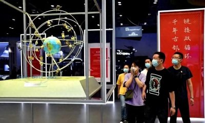 ​月球土壤中的神秘宝藏：天然石墨烯揭示美国隐藏的真相！